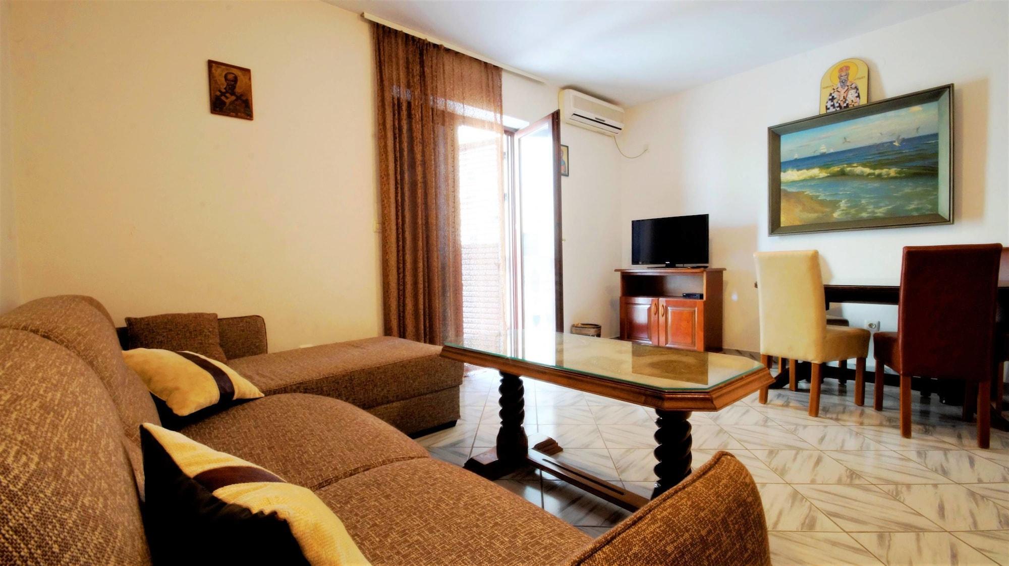 Apartment Glomazic Budva Buitenkant foto