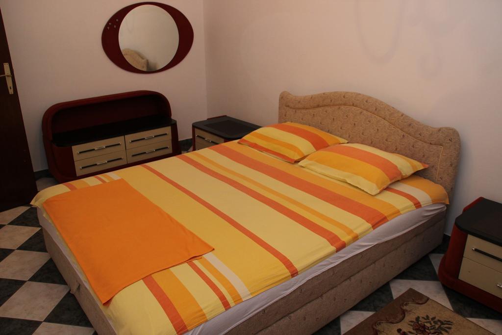 Apartment Glomazic Budva Kamer foto