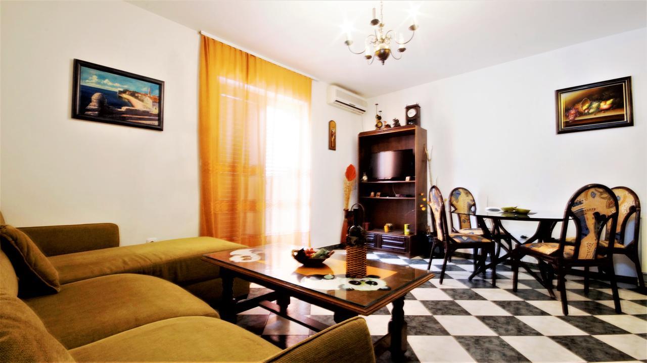 Apartment Glomazic Budva Buitenkant foto