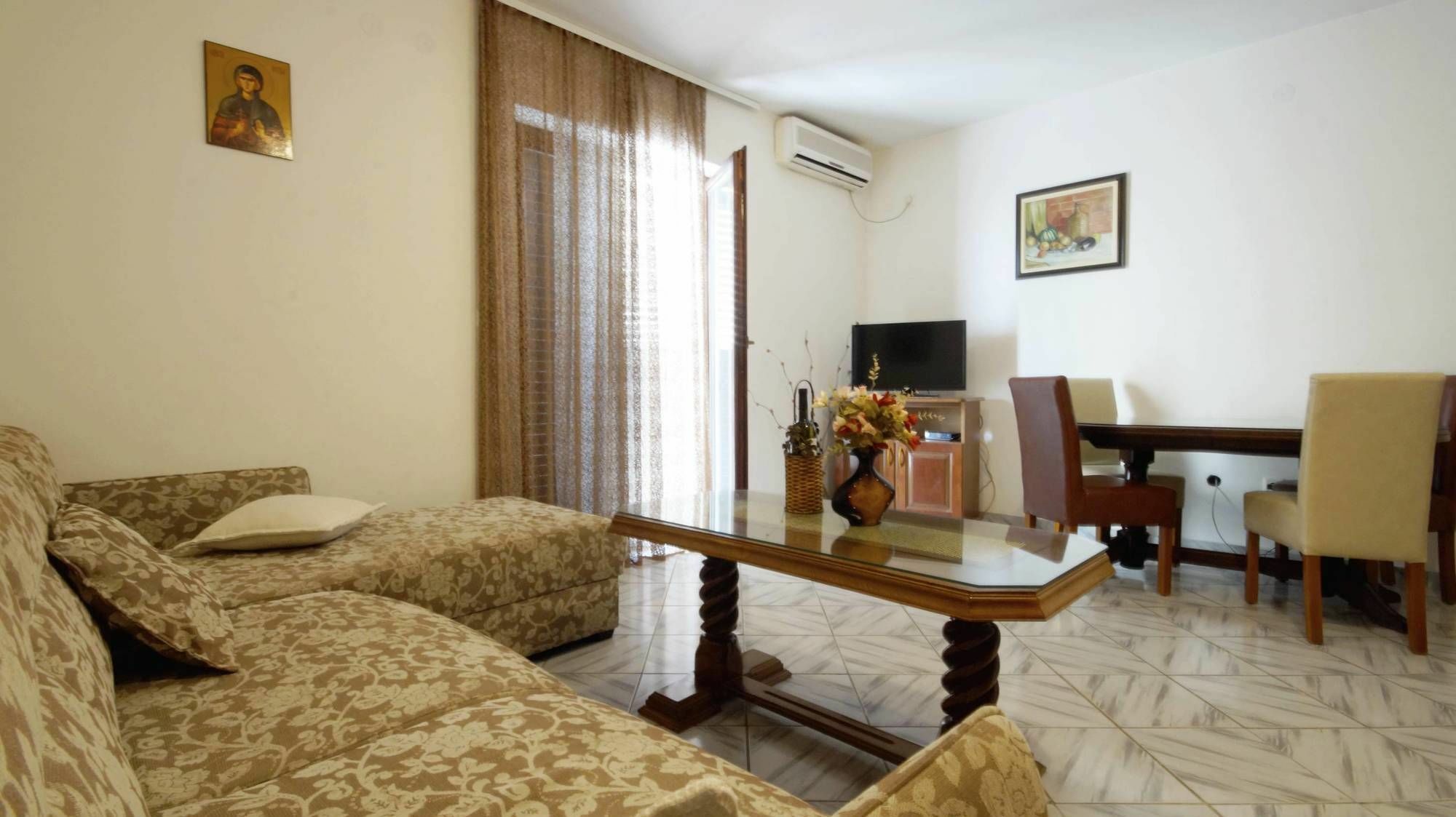 Apartment Glomazic Budva Buitenkant foto